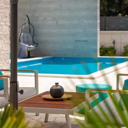 Vakantiehuis Ferienhaus Fur 10 Personen In Sria, Dalmatien Norddalmatien - B60644 *