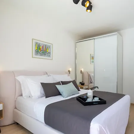 Vakantiehuis Ferienhaus Fur 10 Personen In Sria, Dalmatien Norddalmatien - B60644 Srima