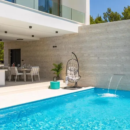 Vakantiehuis Ferienhaus Fur 10 Personen In Sria, Dalmatien Norddalmatien - B60644 Srima